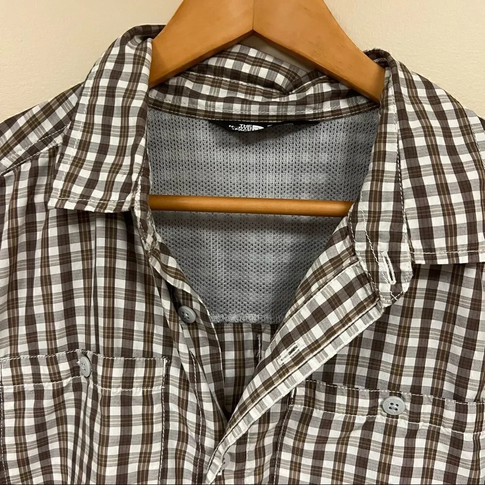 The North face brown lightweight plaid button down M